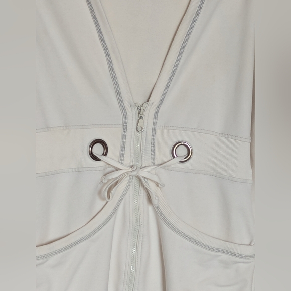 Women's (Size M) Long Off-White Zip-Up Hoodie/Jacket With Grey Trim & Drawstring - Picture 6 of 16